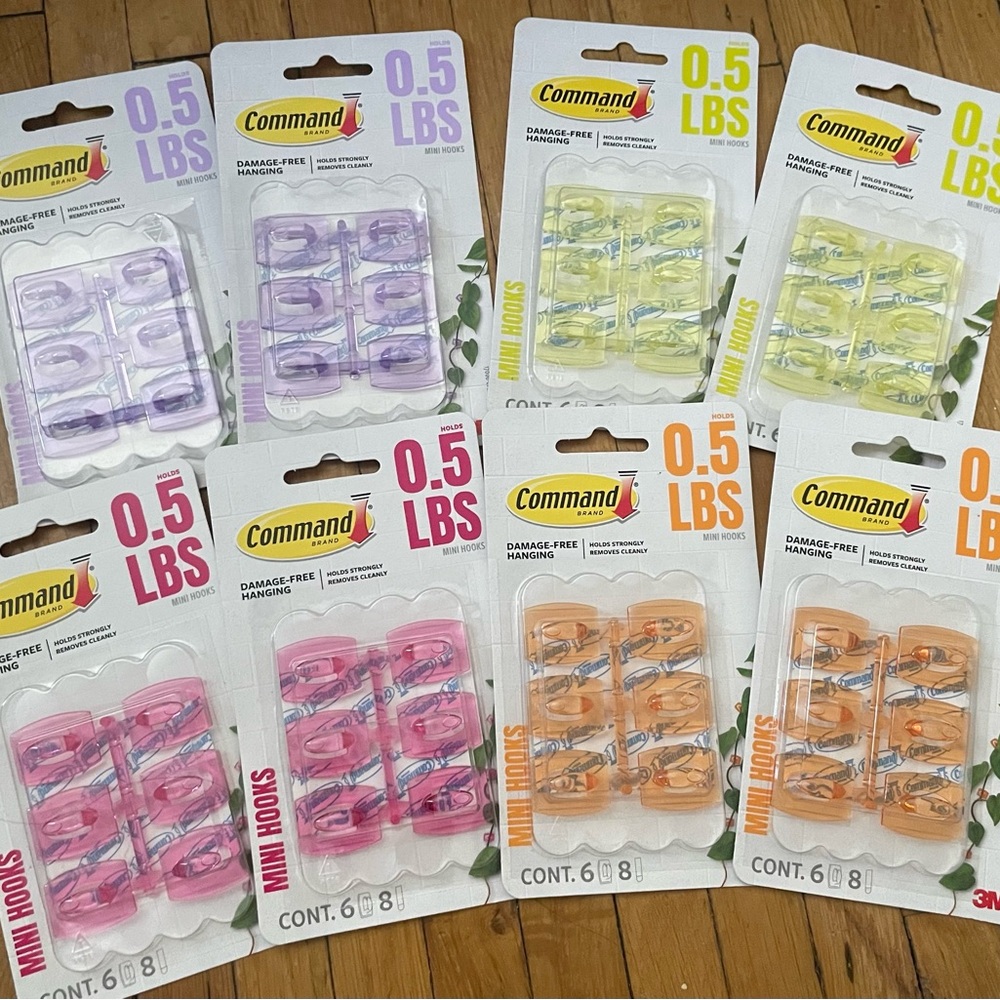 Command mini clear 6 hooks 0.5 lbs - lot of 8 multi color